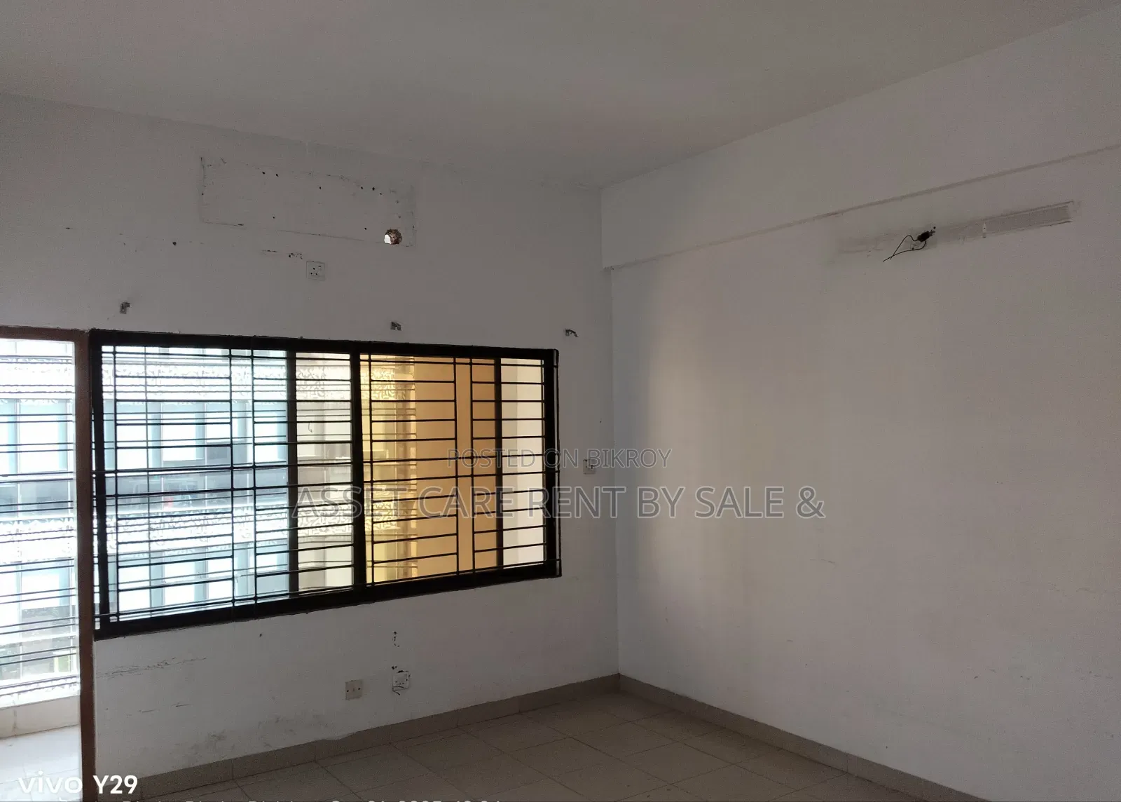 2500 SQF Office Space Rent @ Gulshan 2 in Gulshan