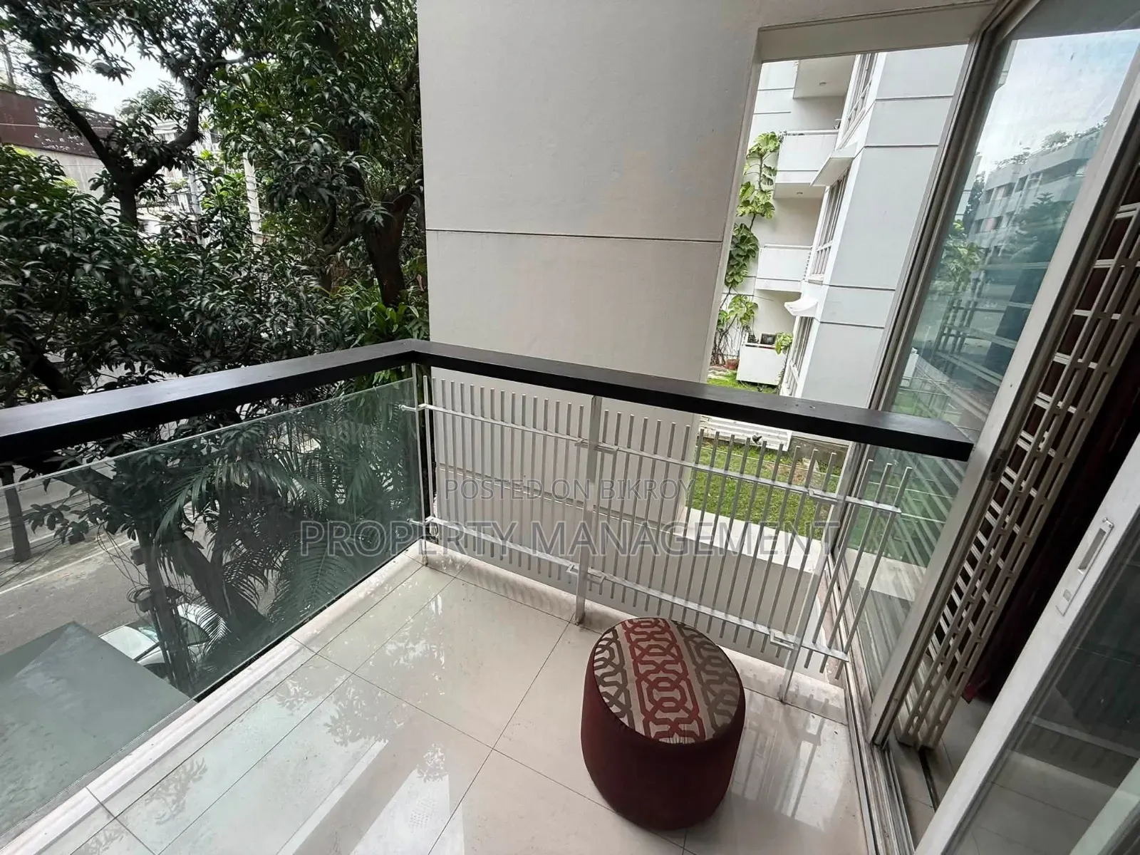 Furnished 3bdrm Apartment in Banani for rent in Banani
