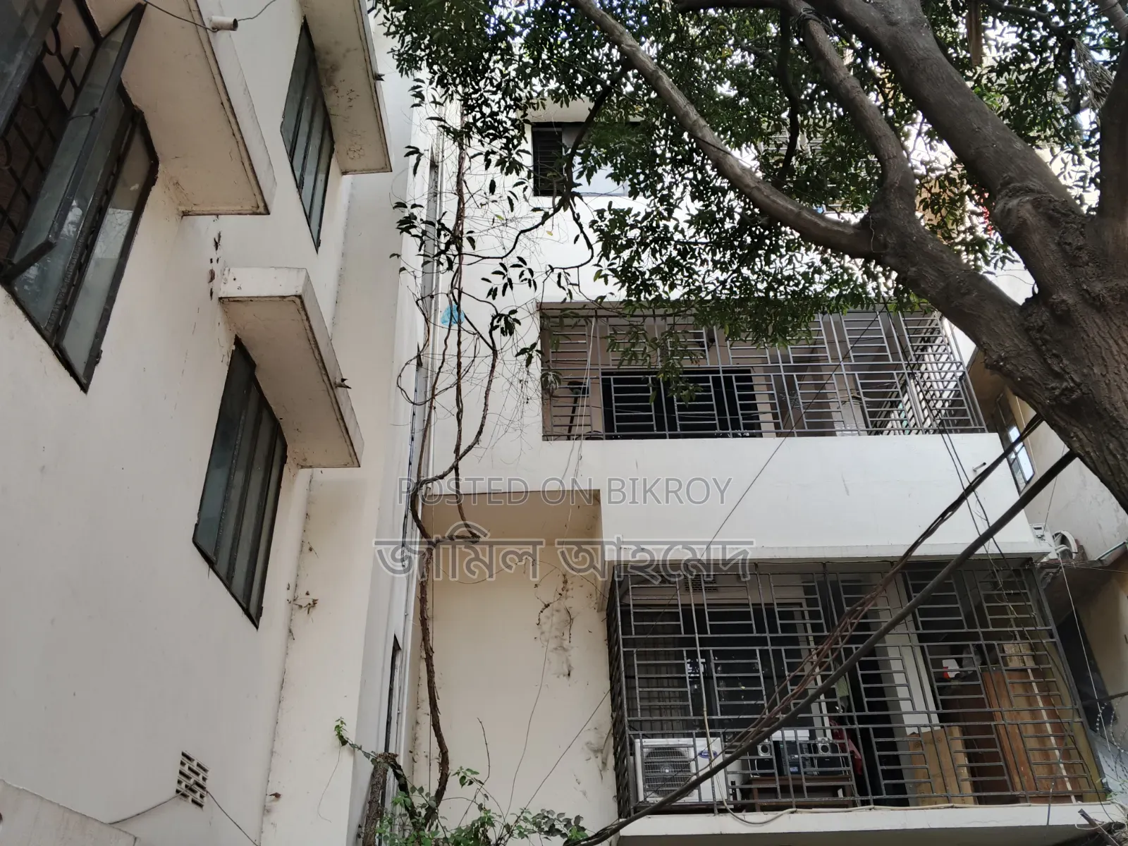 18-Bedroom Block of Flats in Shantinagar for sale in Shantinagar