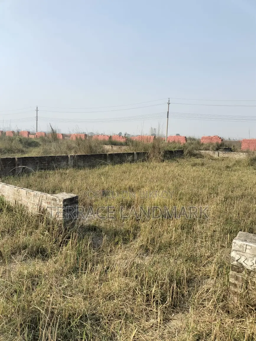 5 Katha Plot in M Block South Face in Basundhara