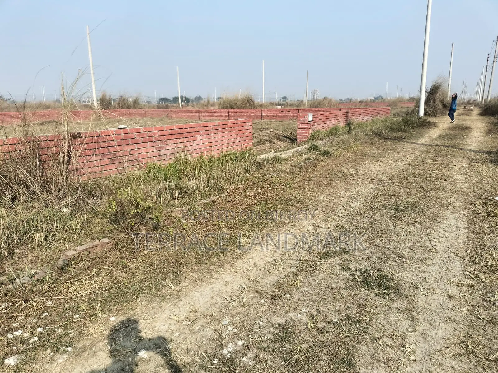 12 Katha Plot in Bashundhara ->>corner in Basundhara