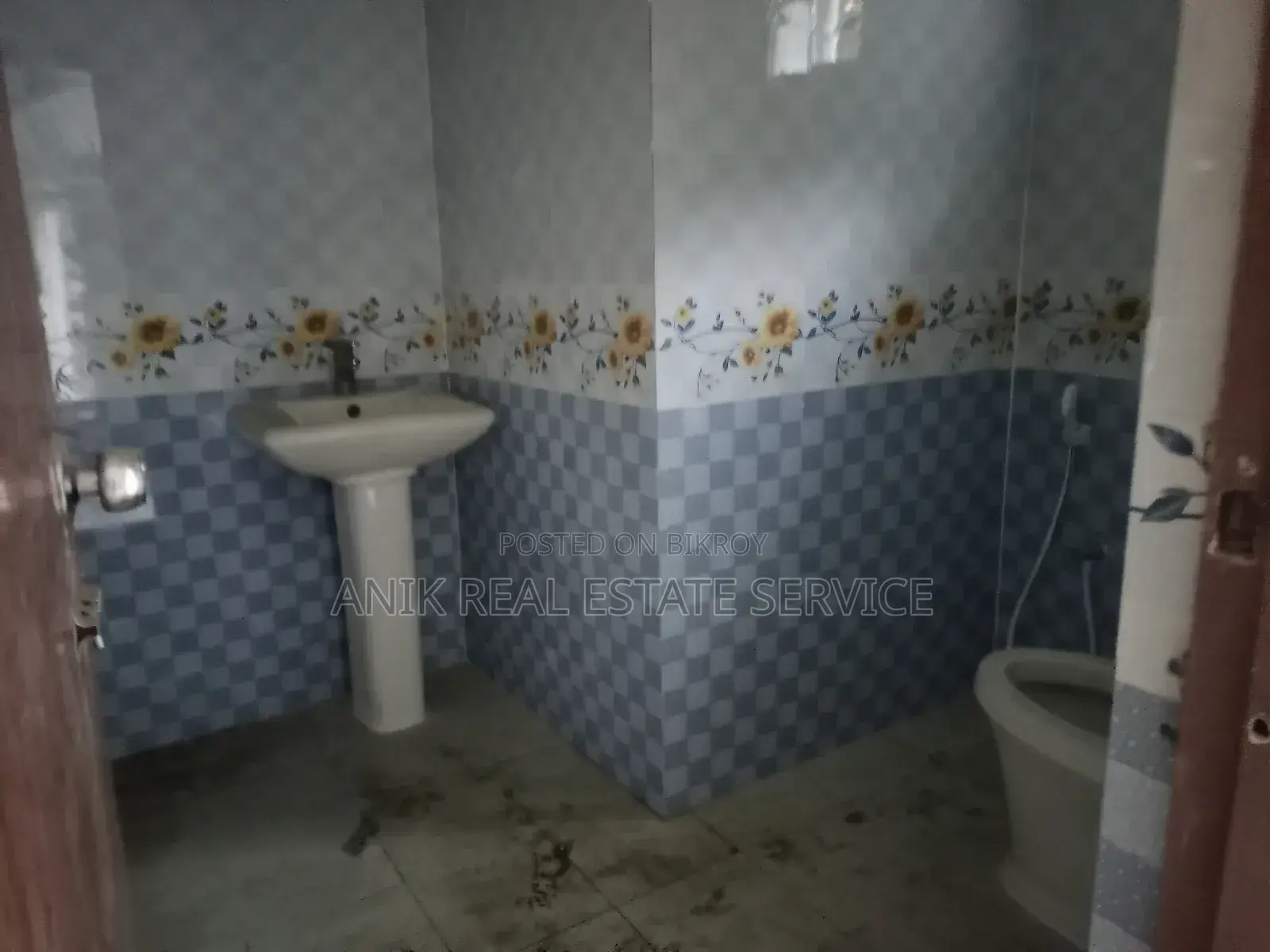 Ground Floor 1900 SFT Restaurant Rent for Gulshan 2 in Gulshan