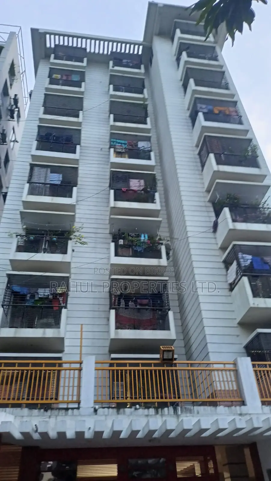 3 Bedroom Apartment in Rowshan Monzil, Basundhara for Sale in Basundhara