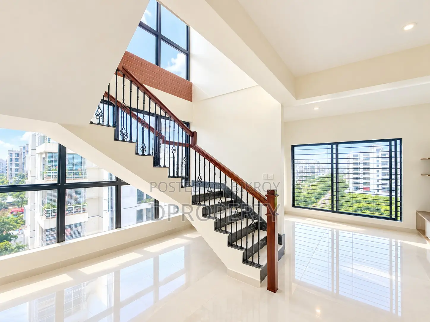 18-Bedroom House in Bashundhara for Sale in Basundhara