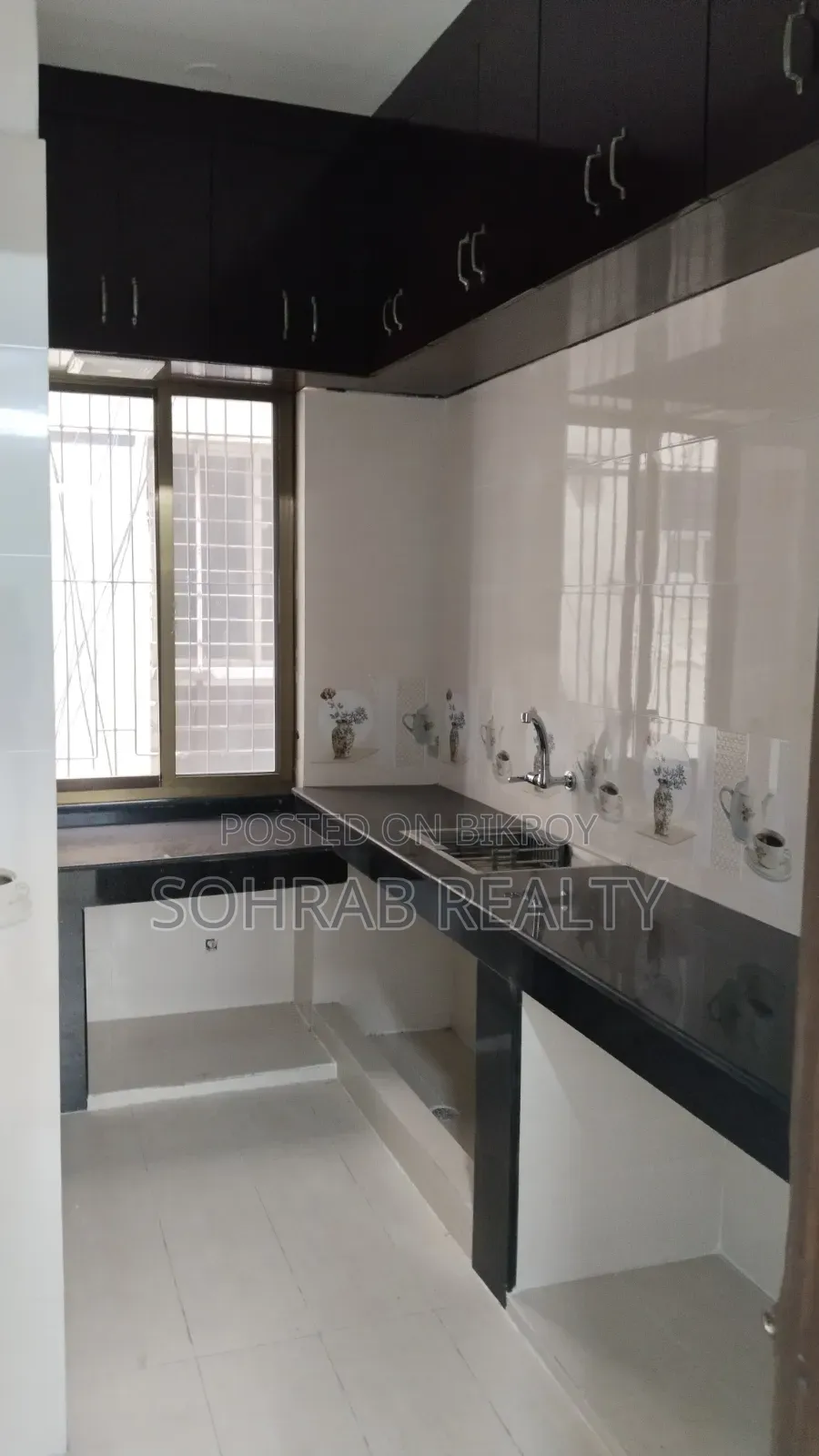 3bdrm Apartment in Sohrab Realty, Uttara for Sale in Uttara