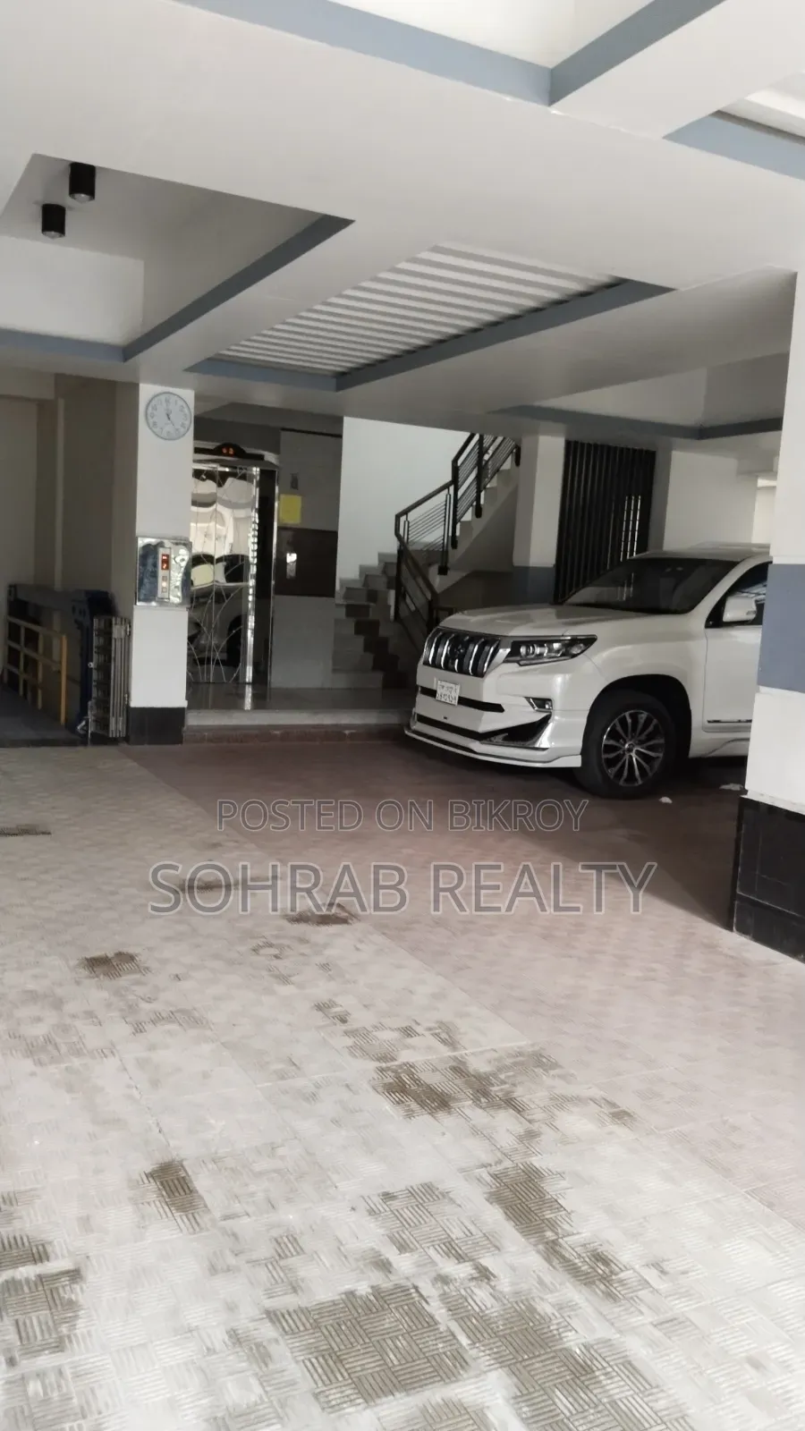 4bdrm Apartment in Sohrab Realty, Uttara for Sale in Uttara