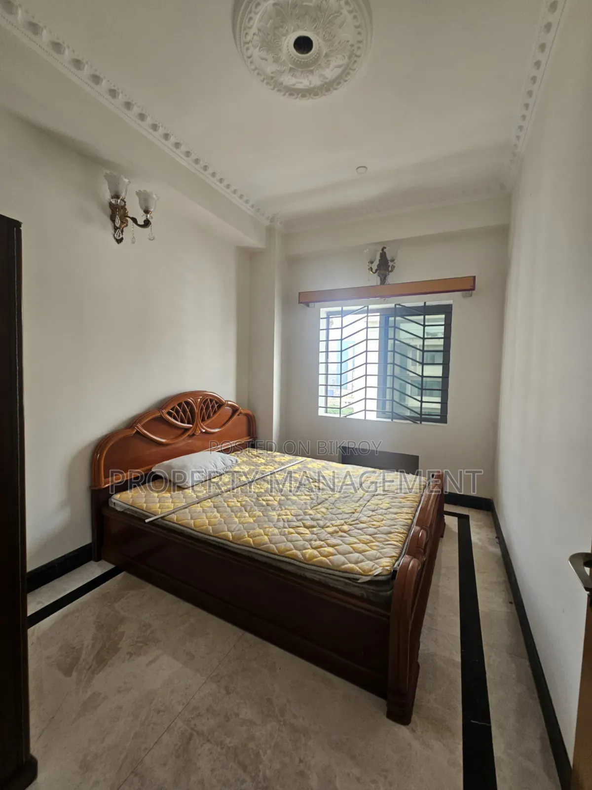 Un Furnished Office Space Ren Gulshan in Gulshan