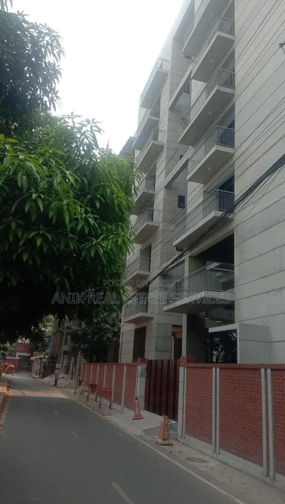 20bdrm House in Anik Real Estate, Gulshan for Rent in Gulshan
