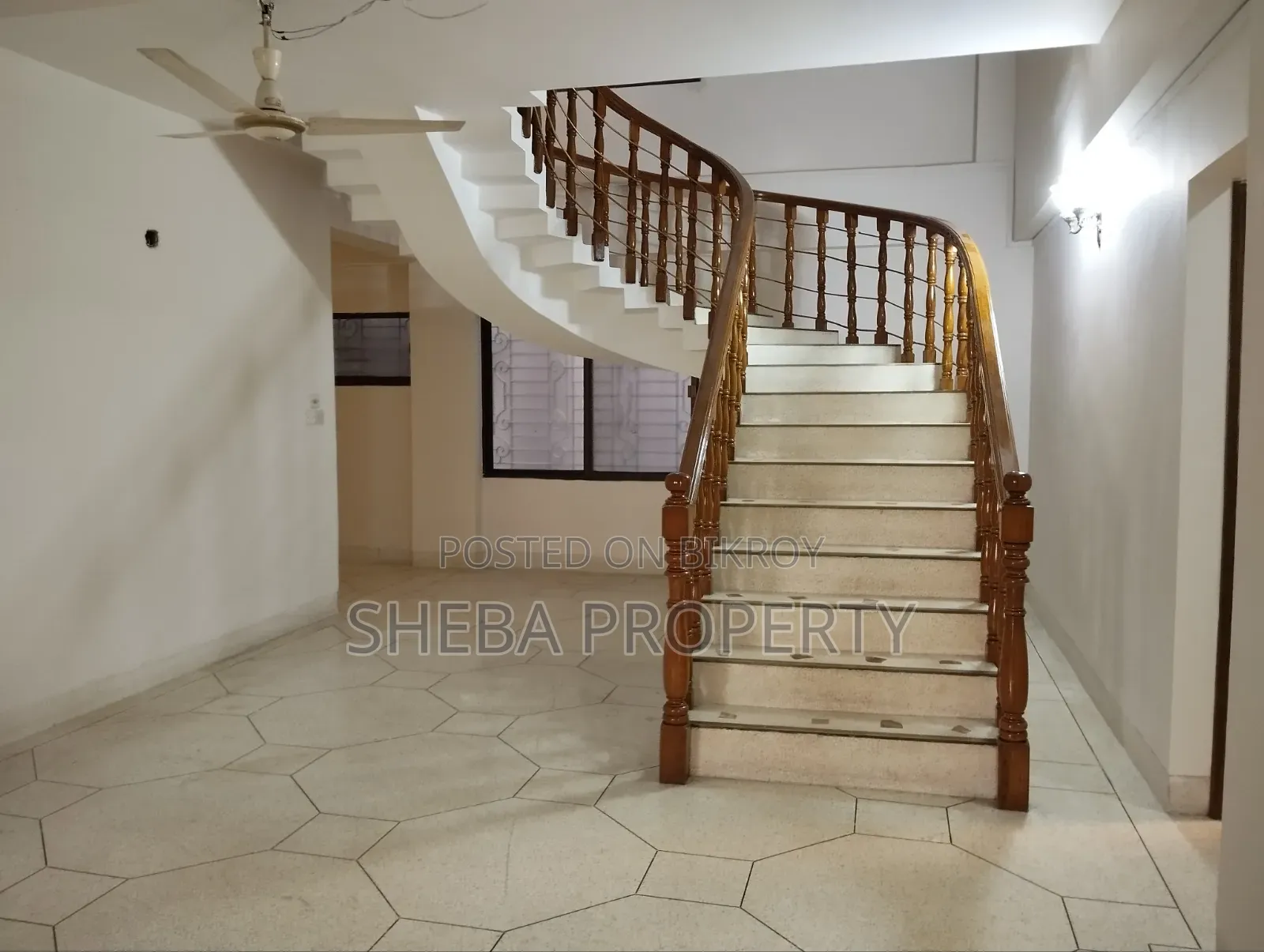 Furnished 4bdrm Duplex in Gulshan for Rent in Gulshan