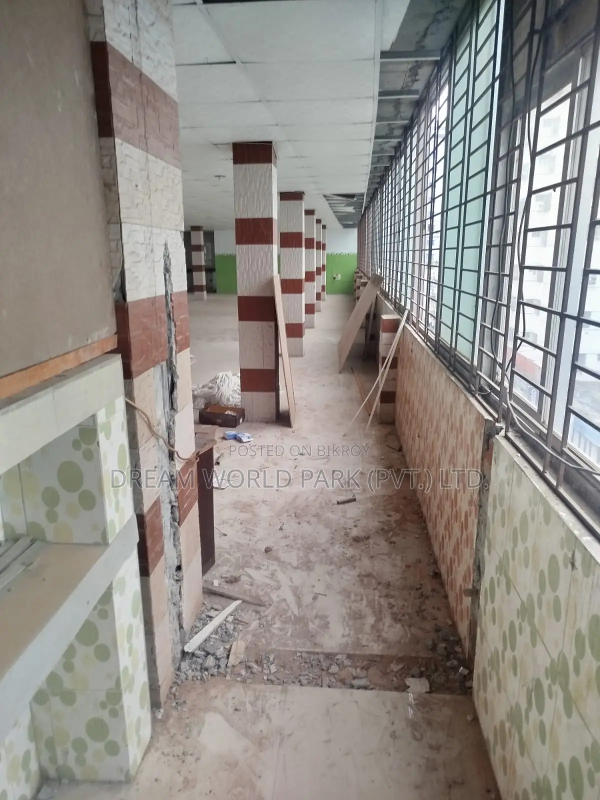 3000 sq ft Commercial Space for Rent on the 6th Floor in Zigatola Main Road in Jhigatola