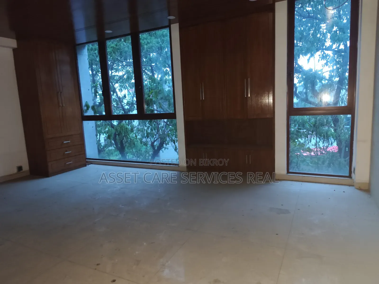 Independent House 6200-SQFT Office Rent Nikunja-1 in Khilkhet