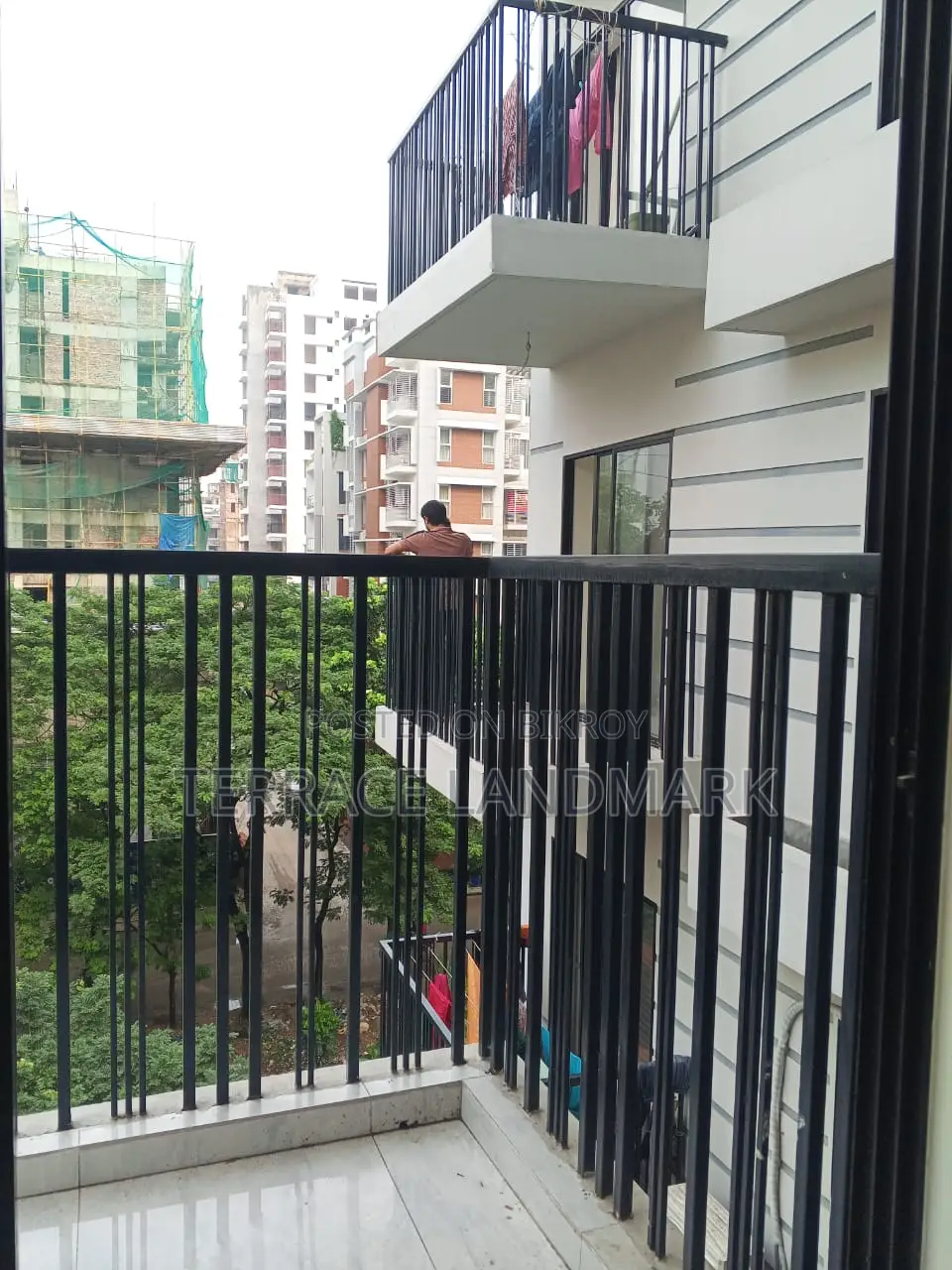 4 Bedroom Apartment in Bashundhara for Sale in Basundhara