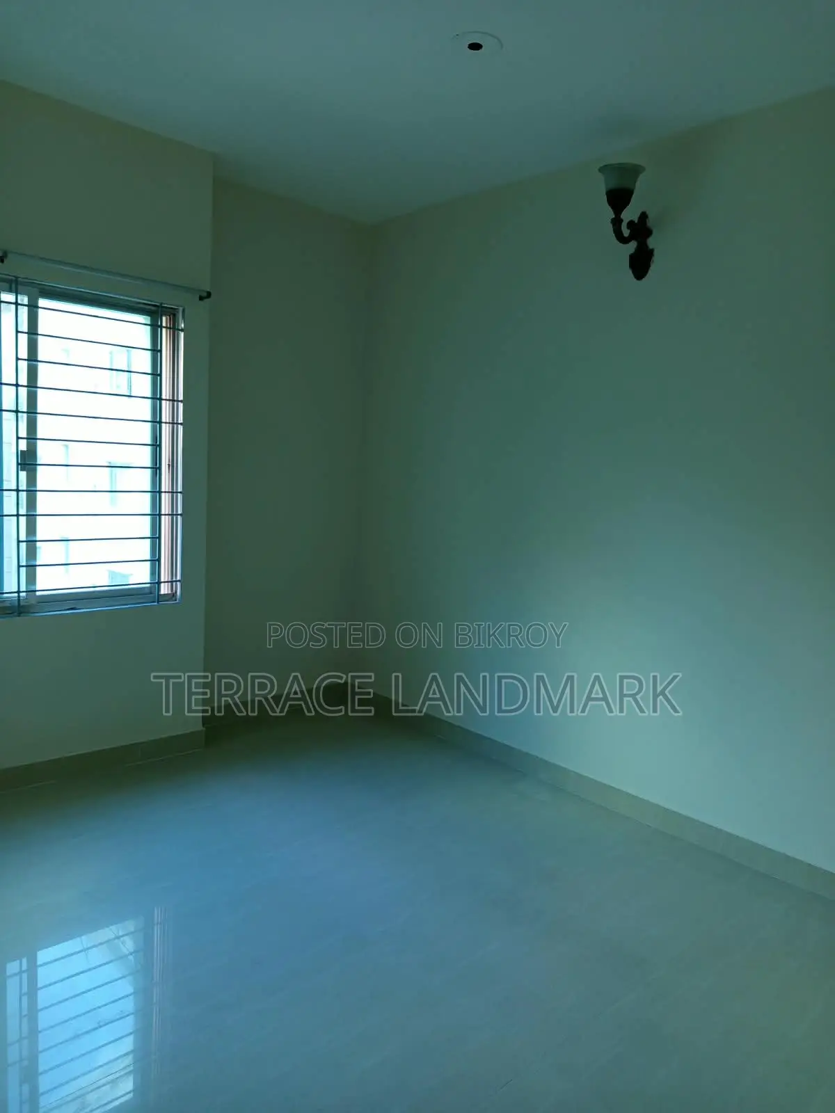 Big House for Sale in I Block Bashundhara in Basundhara