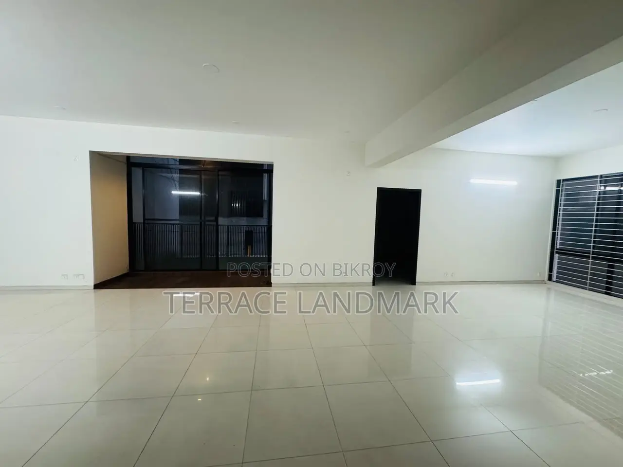 4bdrm Apartment in Basundhara for Sale in Basundhara