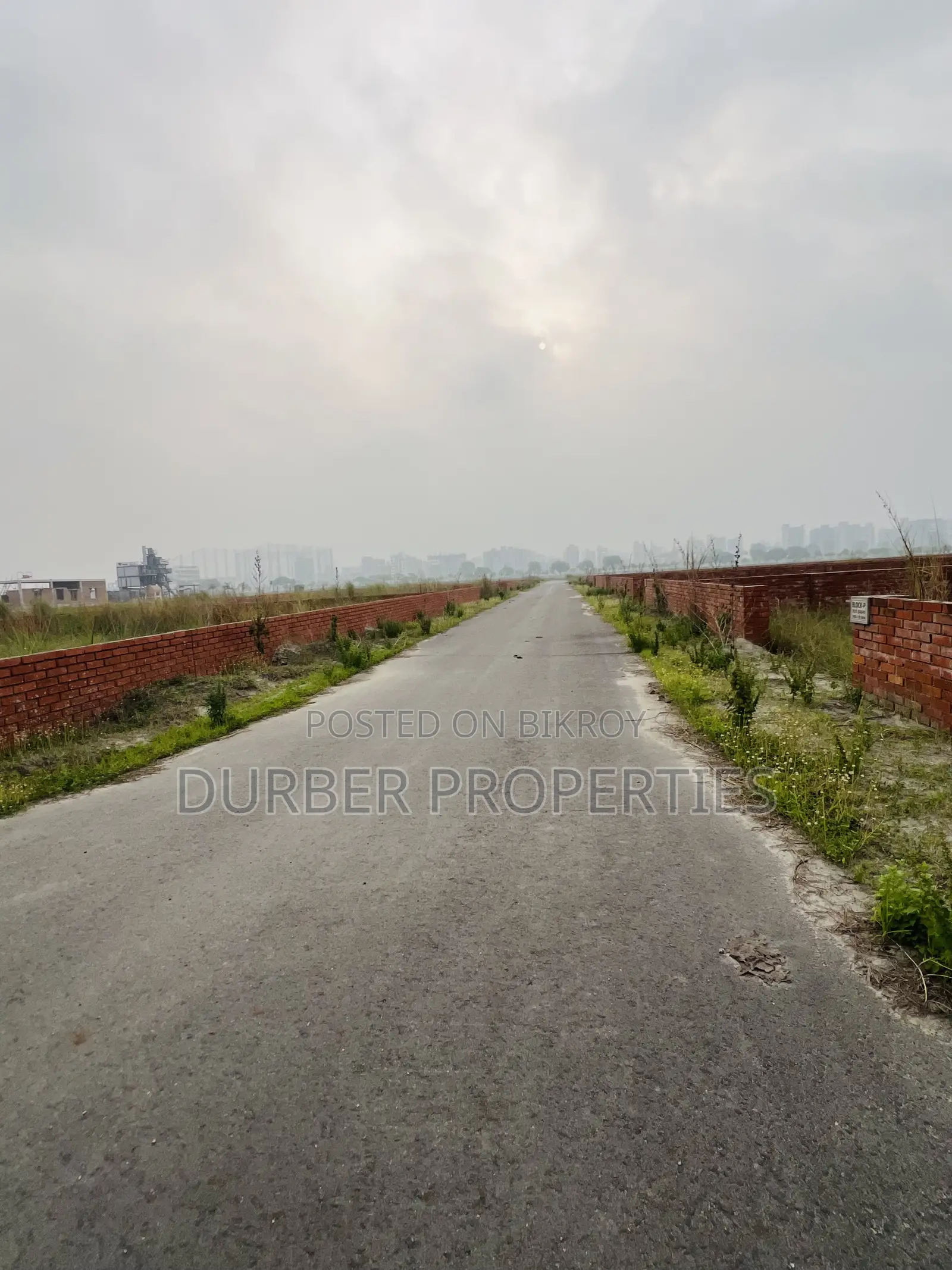 4 Katha South Facing Plot for Sale M Block in Basundhara