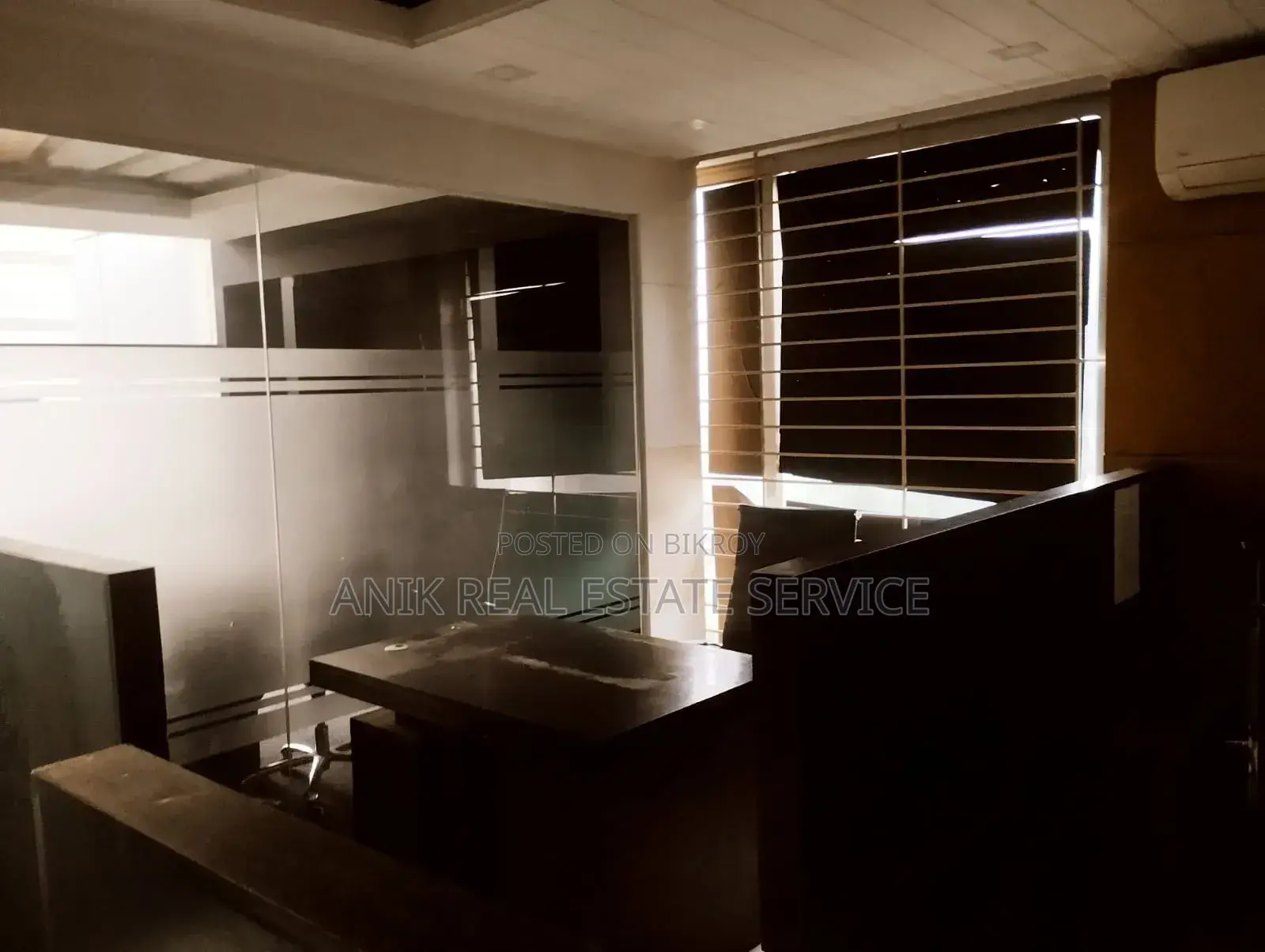 Commercial 2400 SQ FT Office Space For Rent in Banani in Banani
