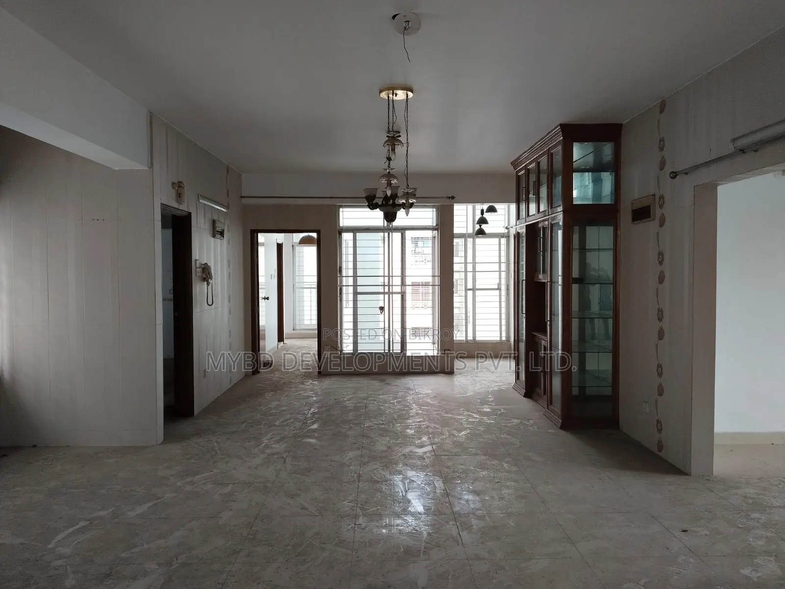 5bdrm Apartment in Basundhara for Sale in Basundhara