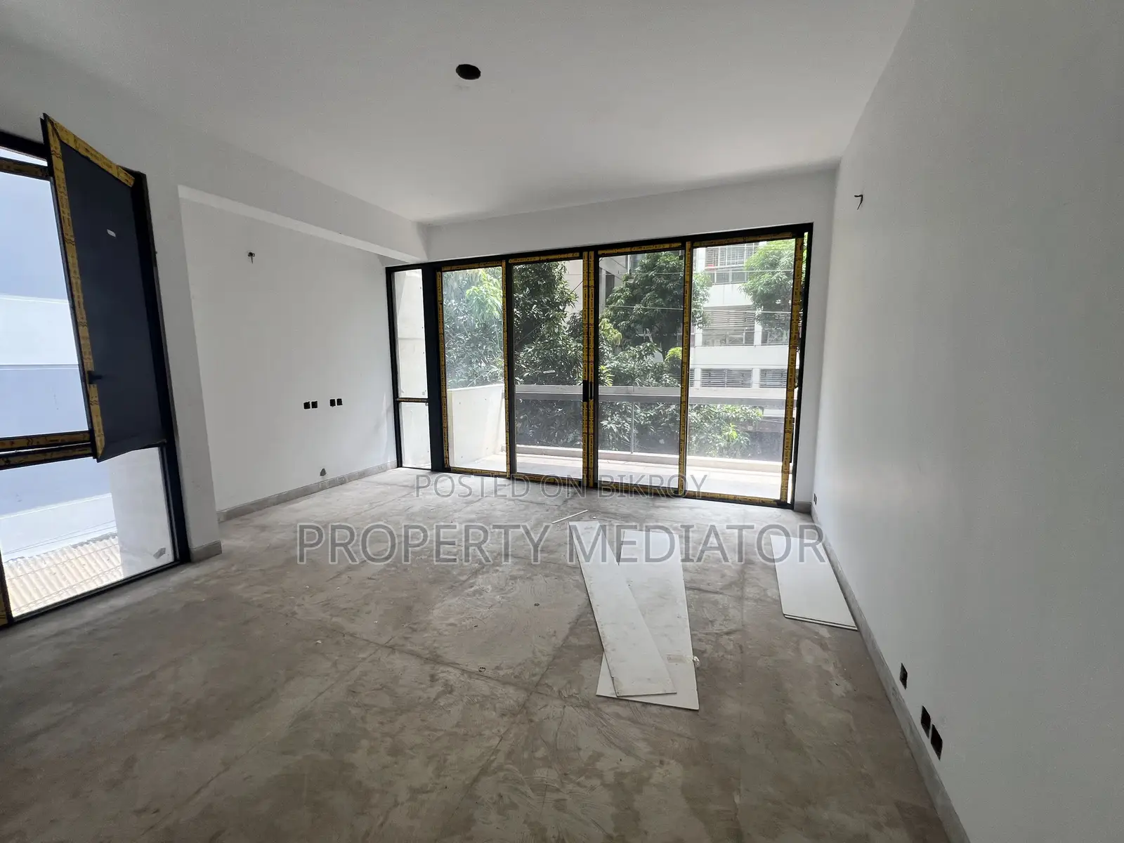 4-Bedroom Apartment in Gulshan for sale in Gulshan