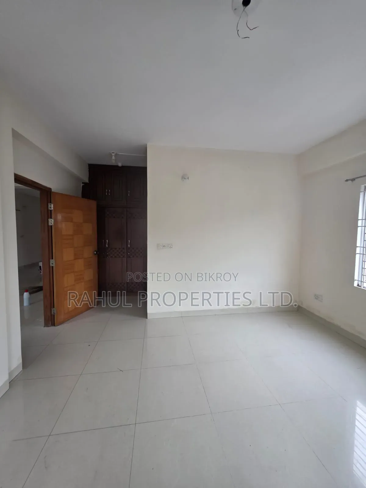 3-Bedroom Apartment in Rowshan Monzil, Basundhara for Sale in Basundhara