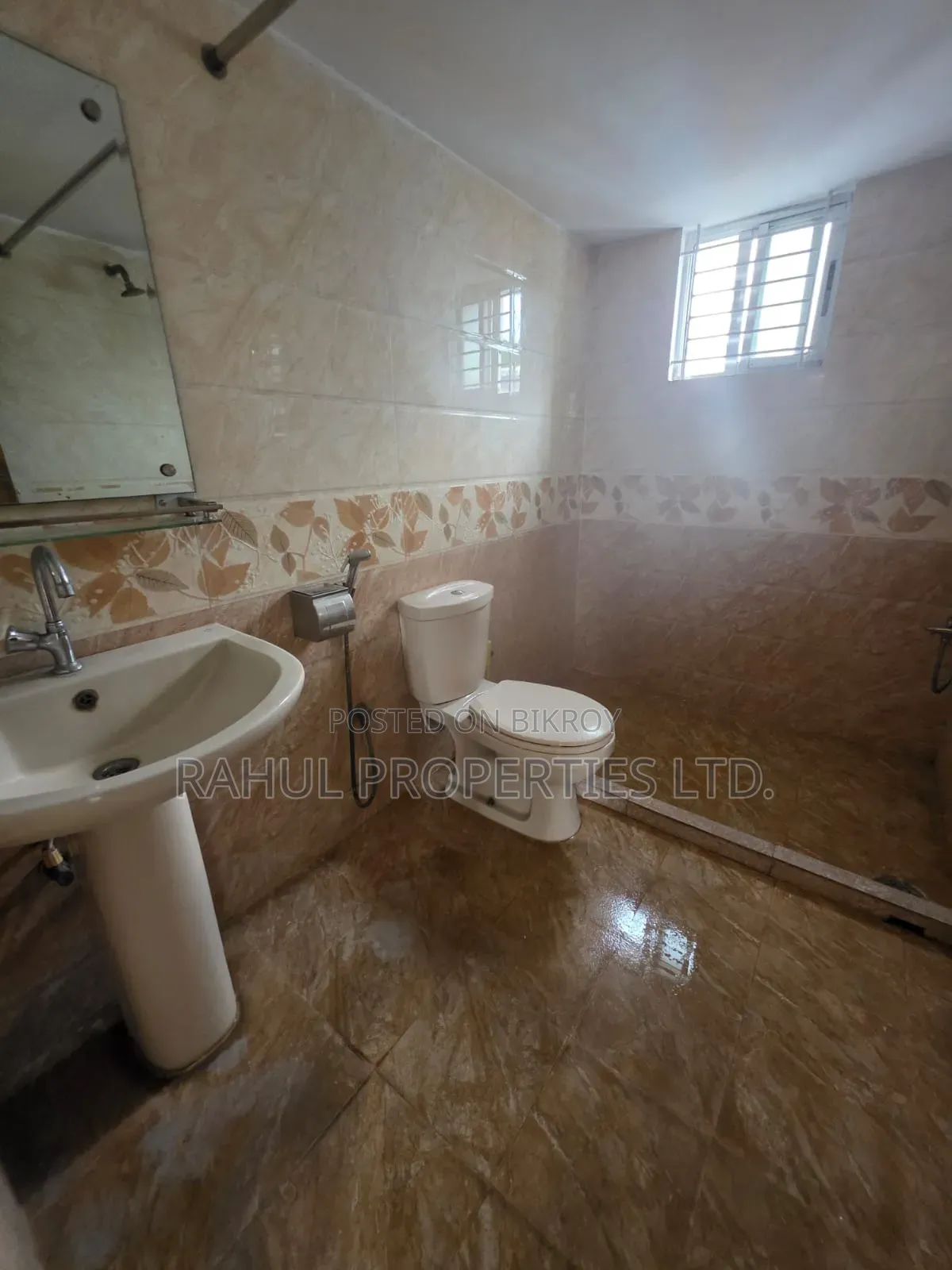 3-Bedroom Apartment in Rowshan Monzil, Basundhara for Sale in Basundhara