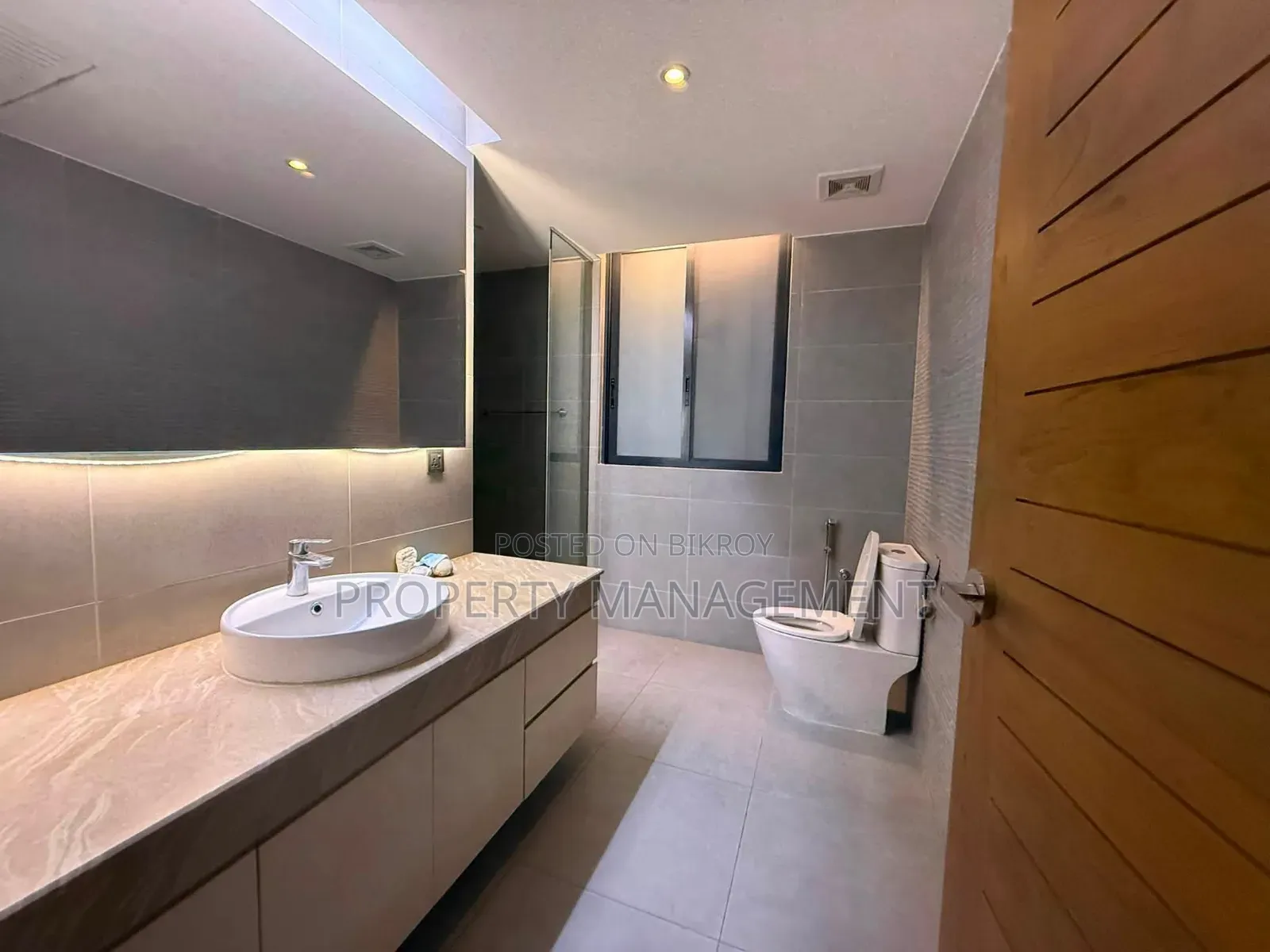 6bdrm Apartment in Gulshan for Rent in Gulshan