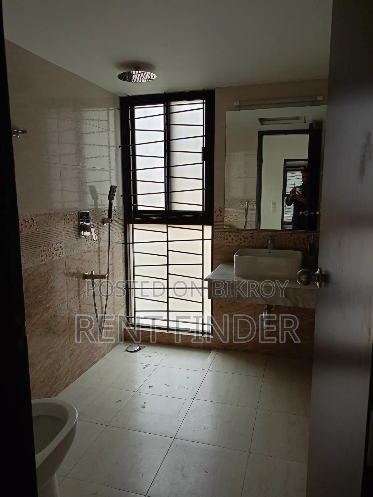 4-Bedroom Apartment in Banani for Rent in Banani