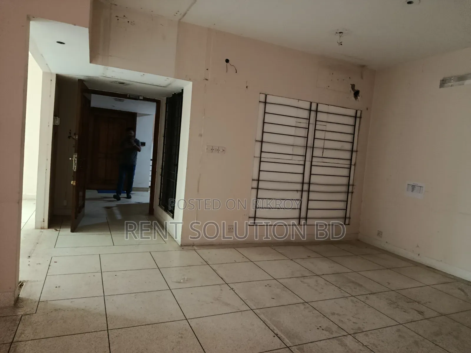 Office Space Rent at Gulshan 1 in Gulshan
