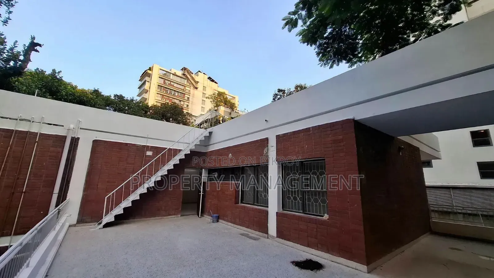 7000 SQF Exclusive Independent House for Foreigners. Banani, Dhaka in Banani