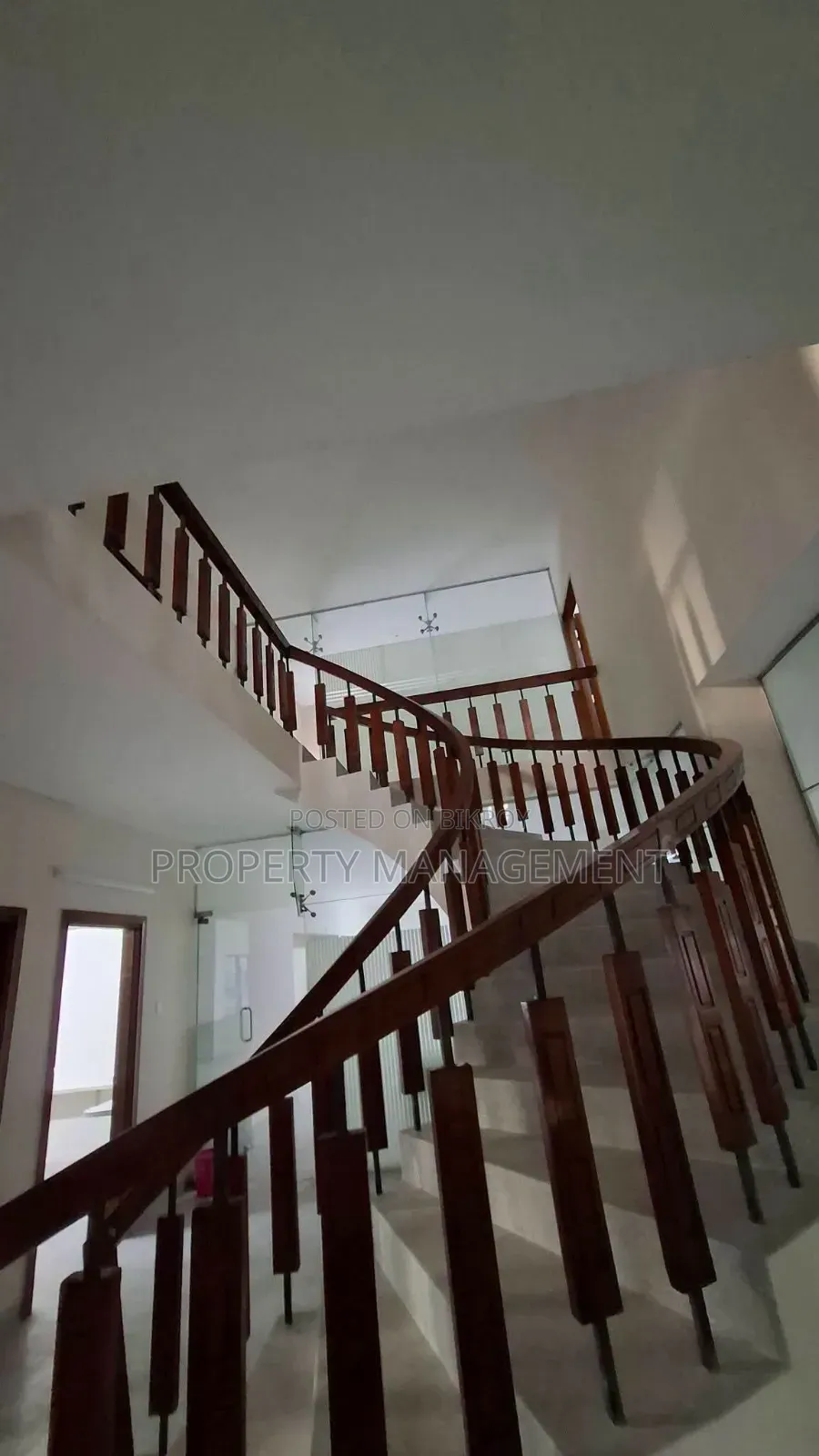 7000 SQF Exclusive Independent House for Foreigners. Banani, Dhaka in Banani