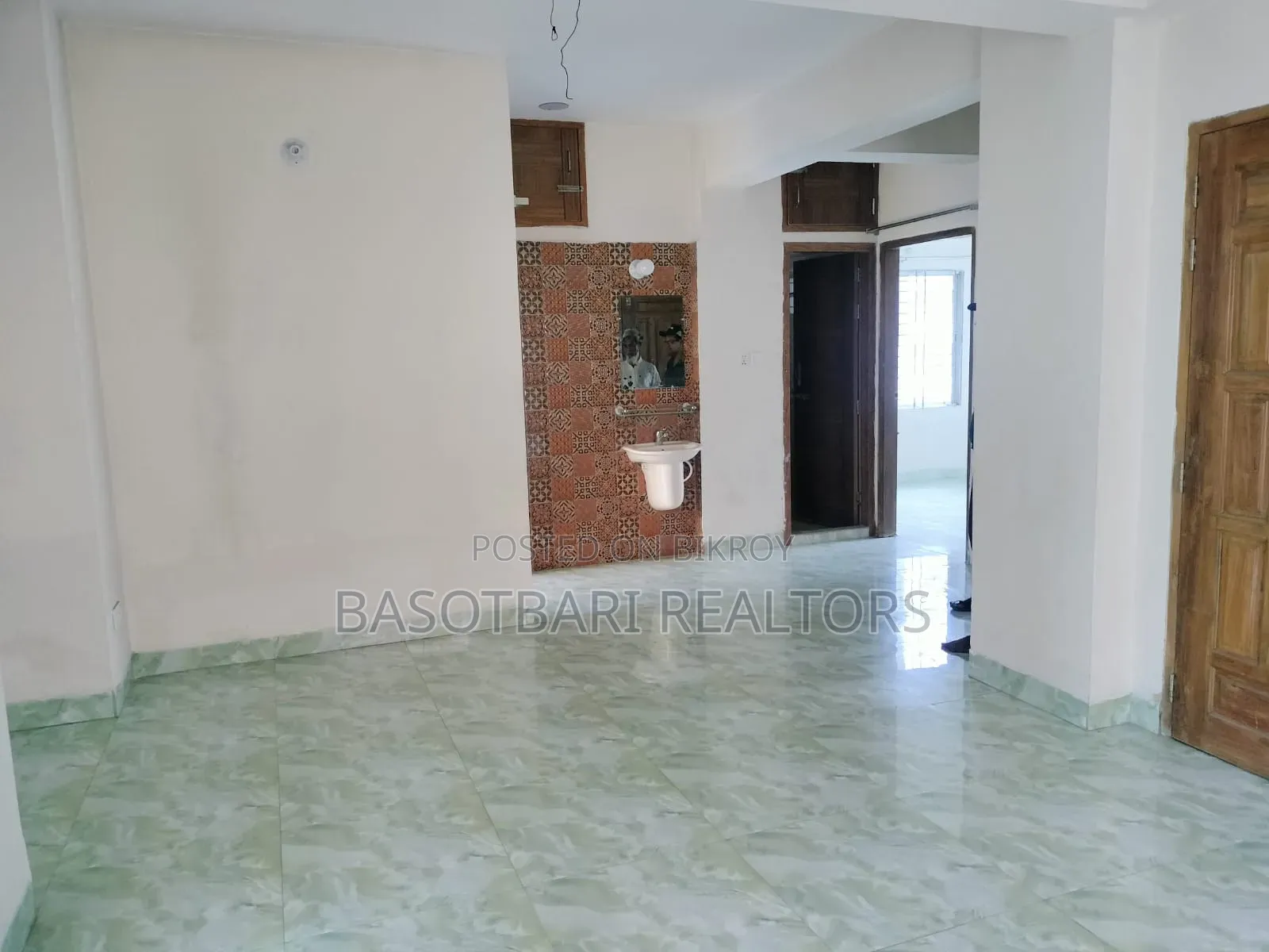 3-Bedroom Apartment in Aftab Nagar for Sale in Aftab Nagar