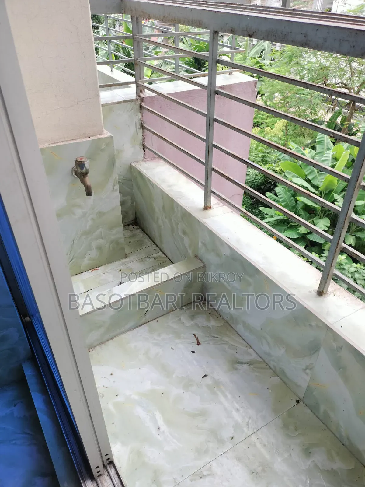 3-Bedroom Apartment in Aftab Nagar for Sale in Aftab Nagar