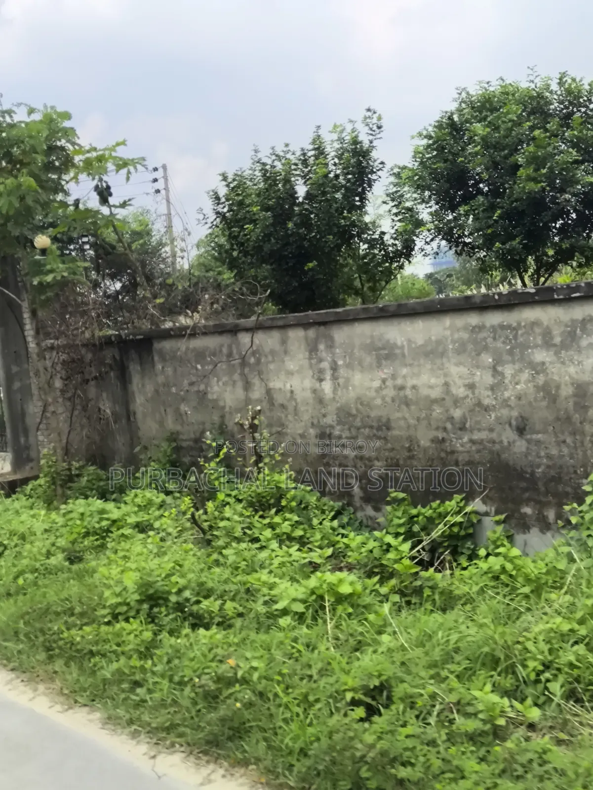 Near 300 Fit Road Urgent 5 Katha Plot Sale in Sector: 11, Purbachal in Purbachal