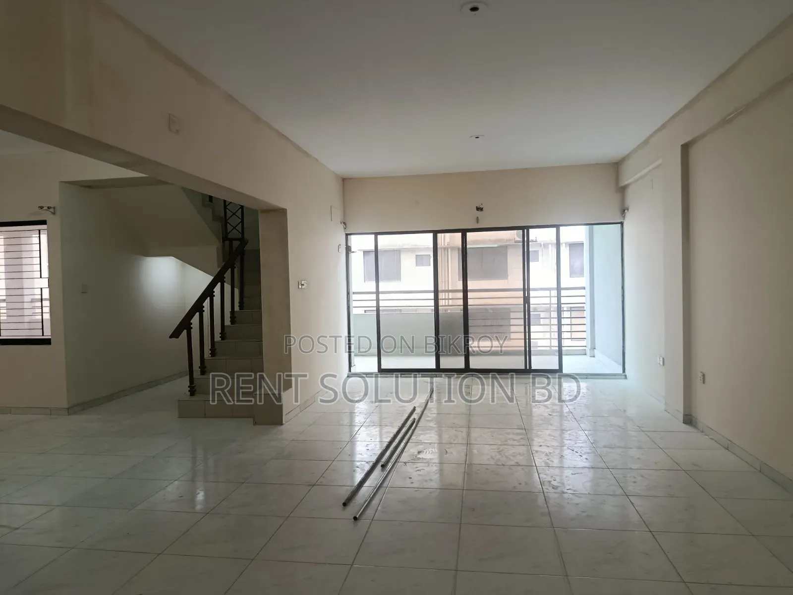 Duplex Apartment Rent for Office or House in Gulshan 1 in Gulshan