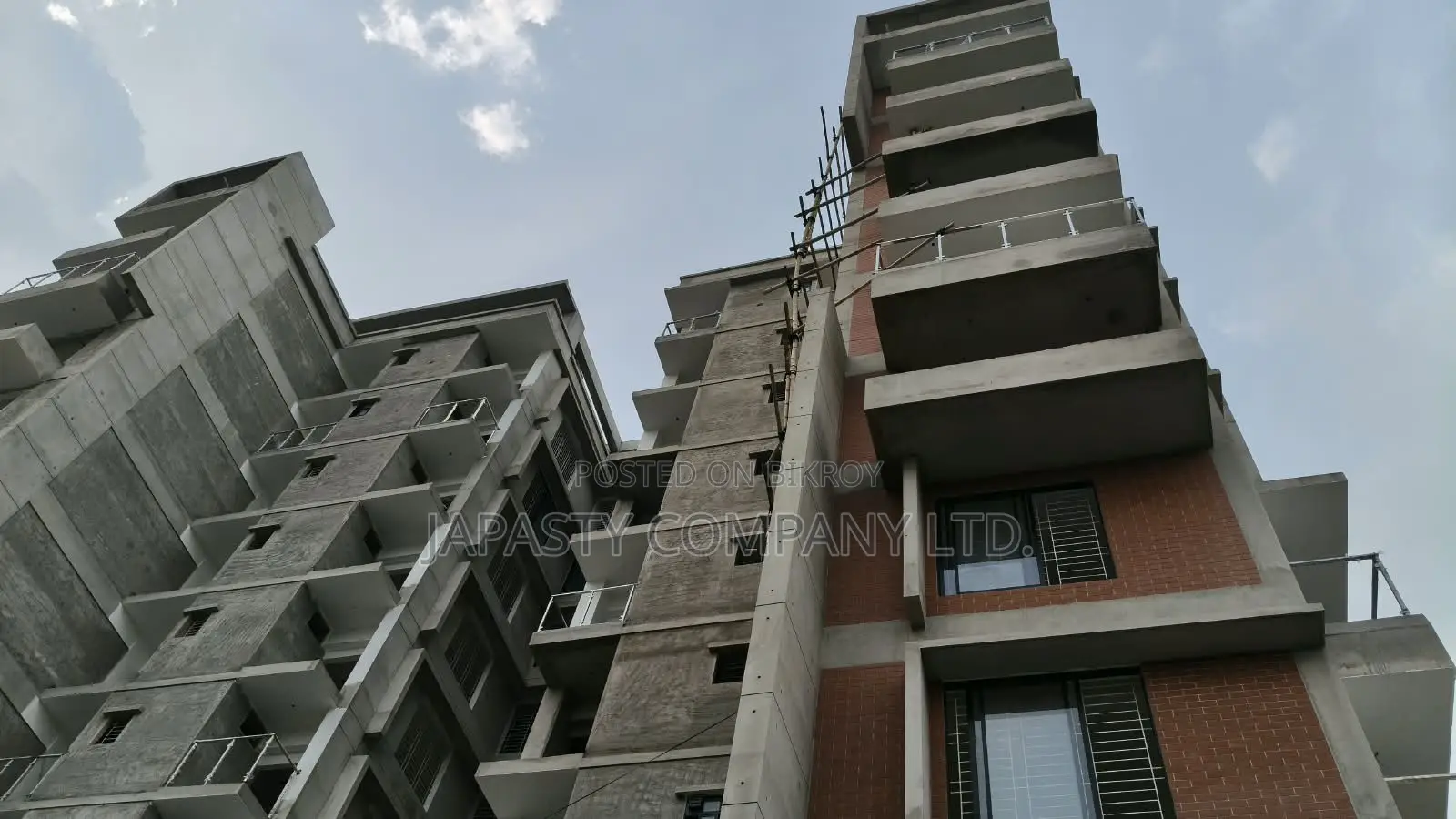 Furnished 4 Bedroom Apartment in Bashundhara for Sale in Basundhara