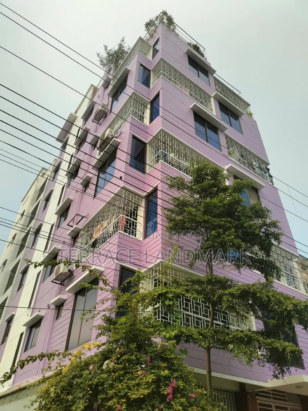 19-Bedroom House in Bashundhara for Sale in Basundhara