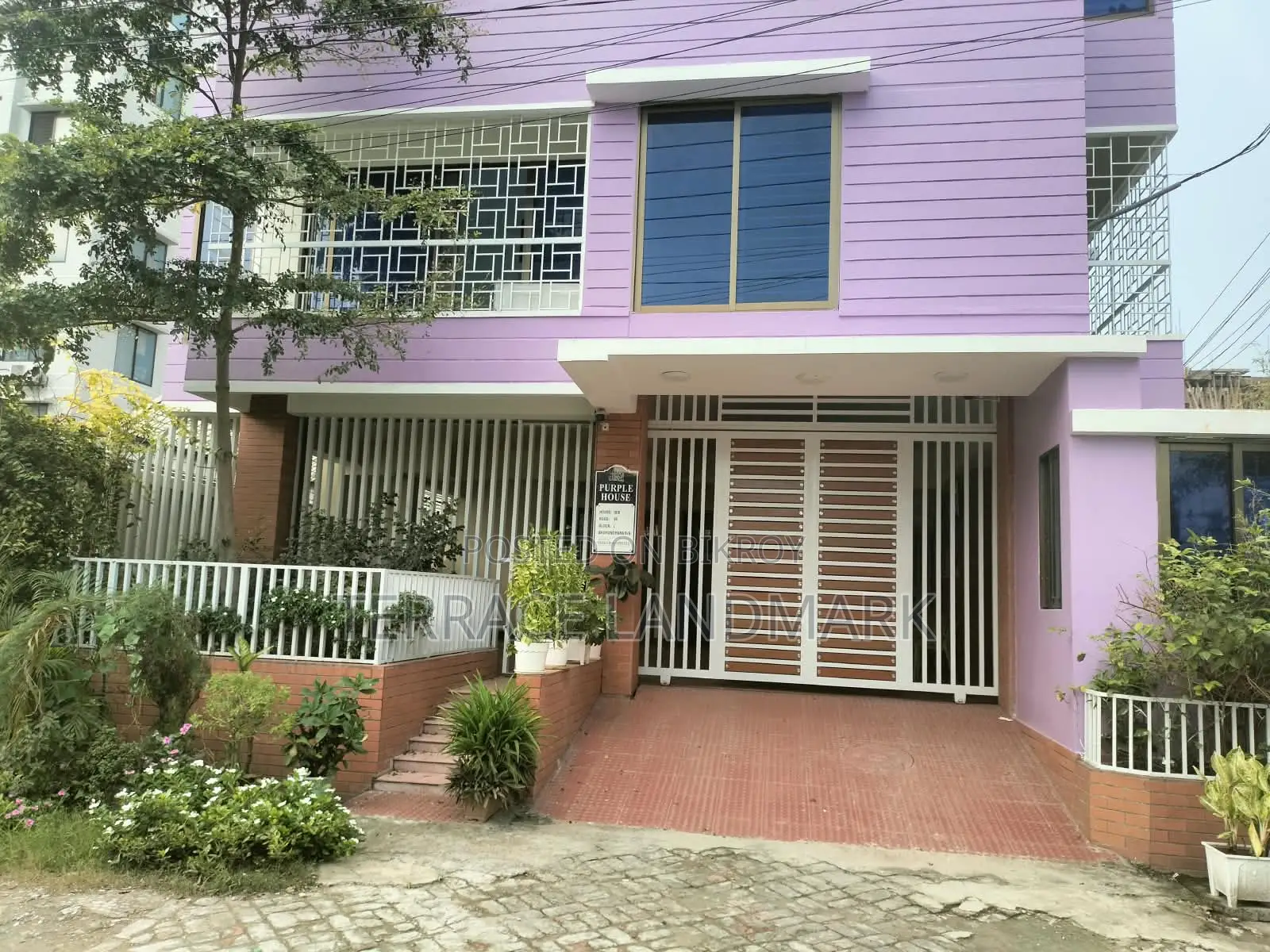 19-Bedroom House in Bashundhara for Sale in Basundhara