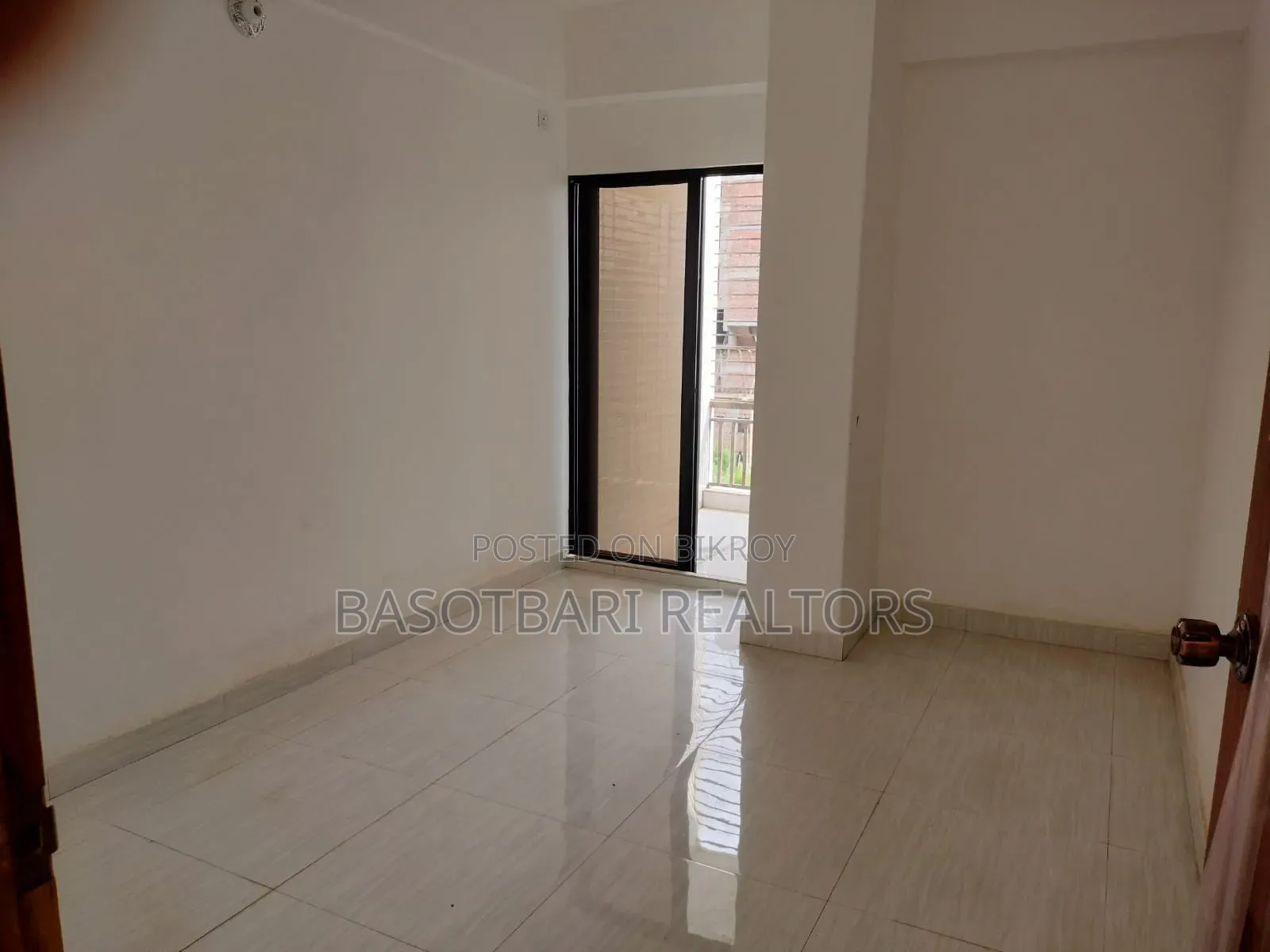 3 Bedroom Apartment in Aftab Nagar for Sale in Aftab Nagar