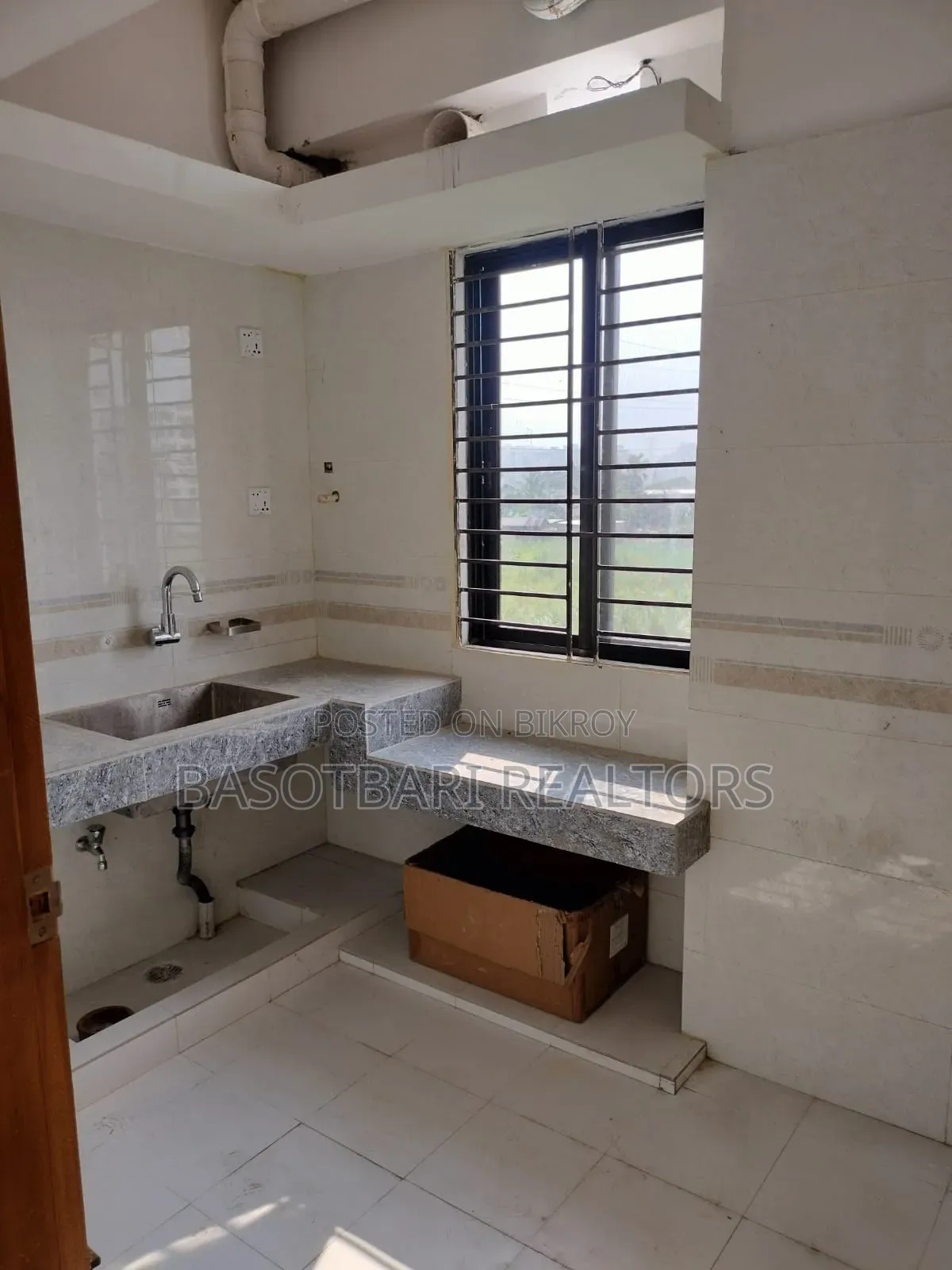 3 Bedroom Apartment in Aftab Nagar for Sale in Aftab Nagar