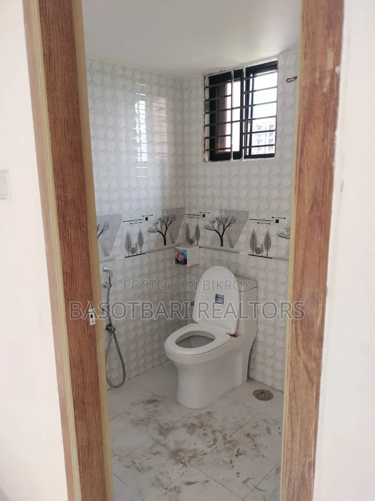 3 Bedroom Apartment in Aftab Nagar for Sale in Aftab Nagar