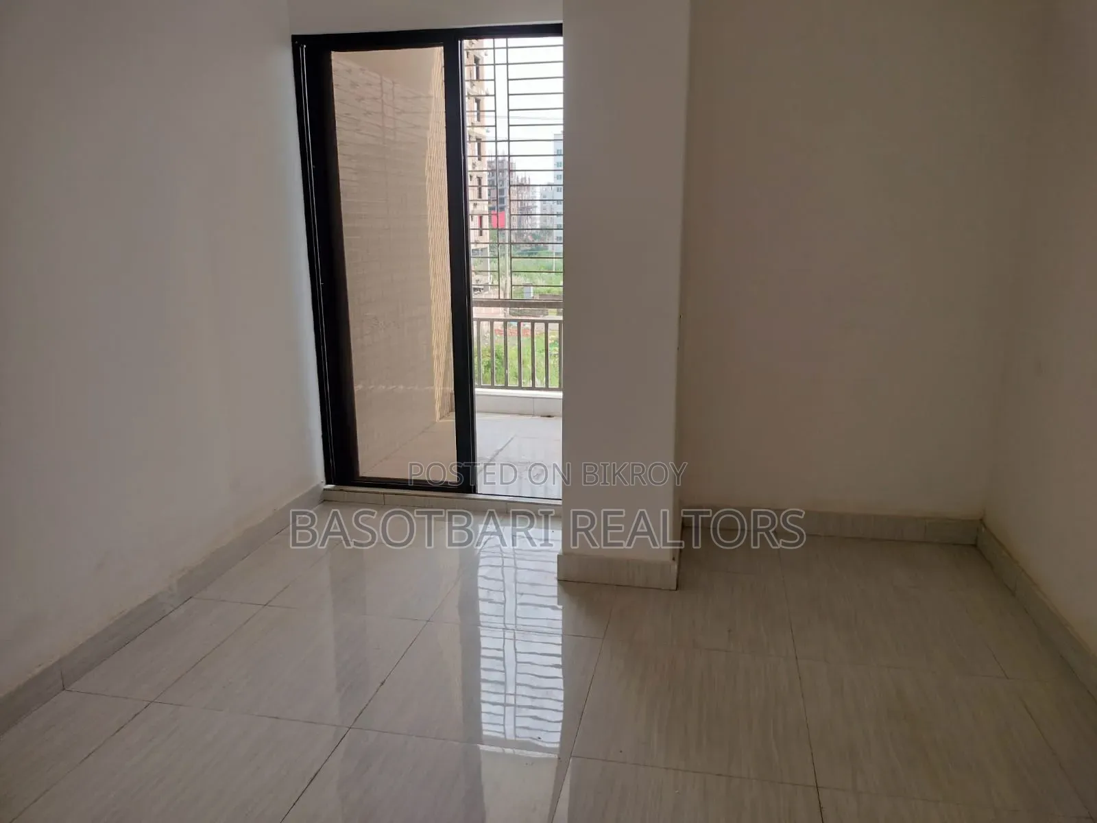 3 Bedroom Apartment in Aftab Nagar for Sale in Aftab Nagar