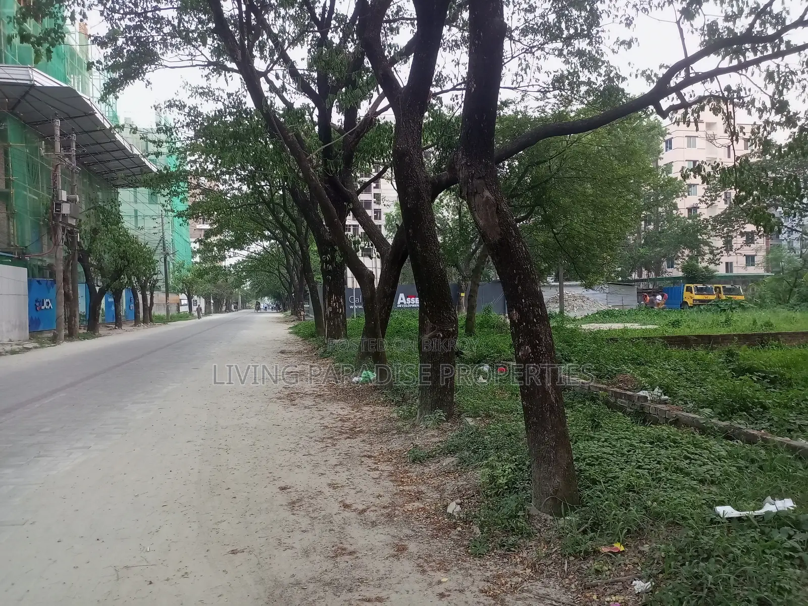 I-Block = South Face = Urgent Ready Plot Sale. in Basundhara