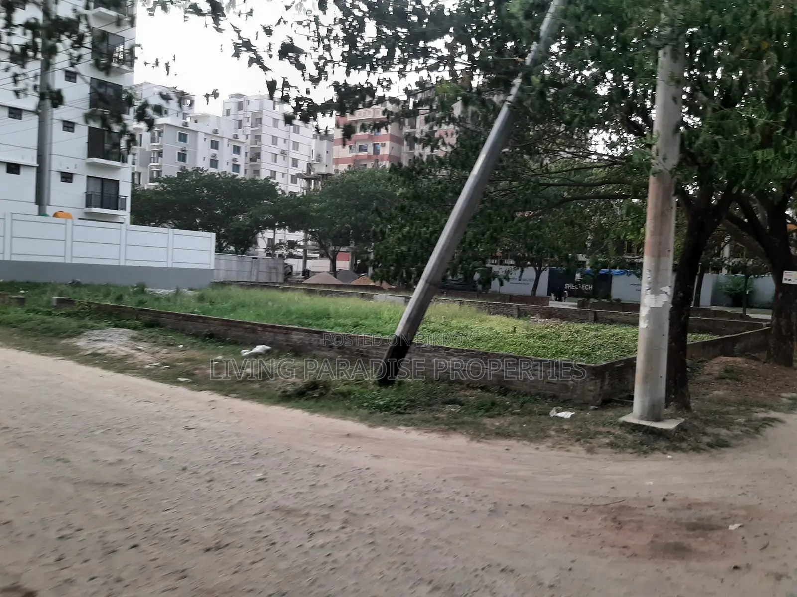 J=Block || Road 40/40 Corner Plot Sale || Bashundhara R/A in Basundhara
