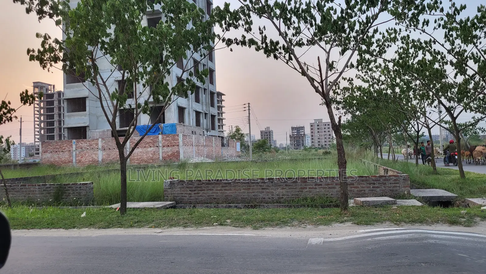 L=Block || South Face || 6 Katha Plot = Closely 130 Feet || in Basundhara