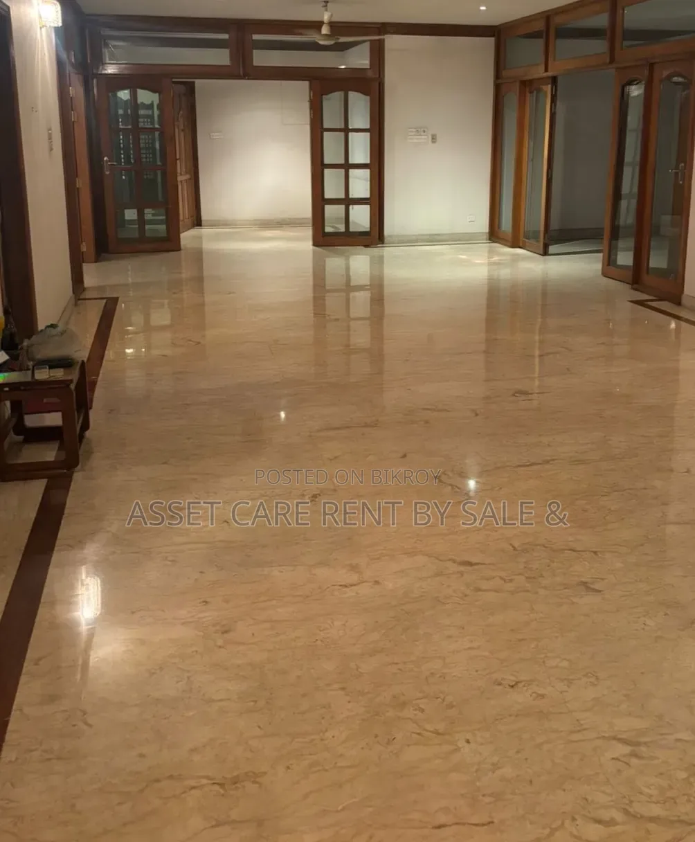4 Bedroom Apartment in Gulshan for sale in Gulshan