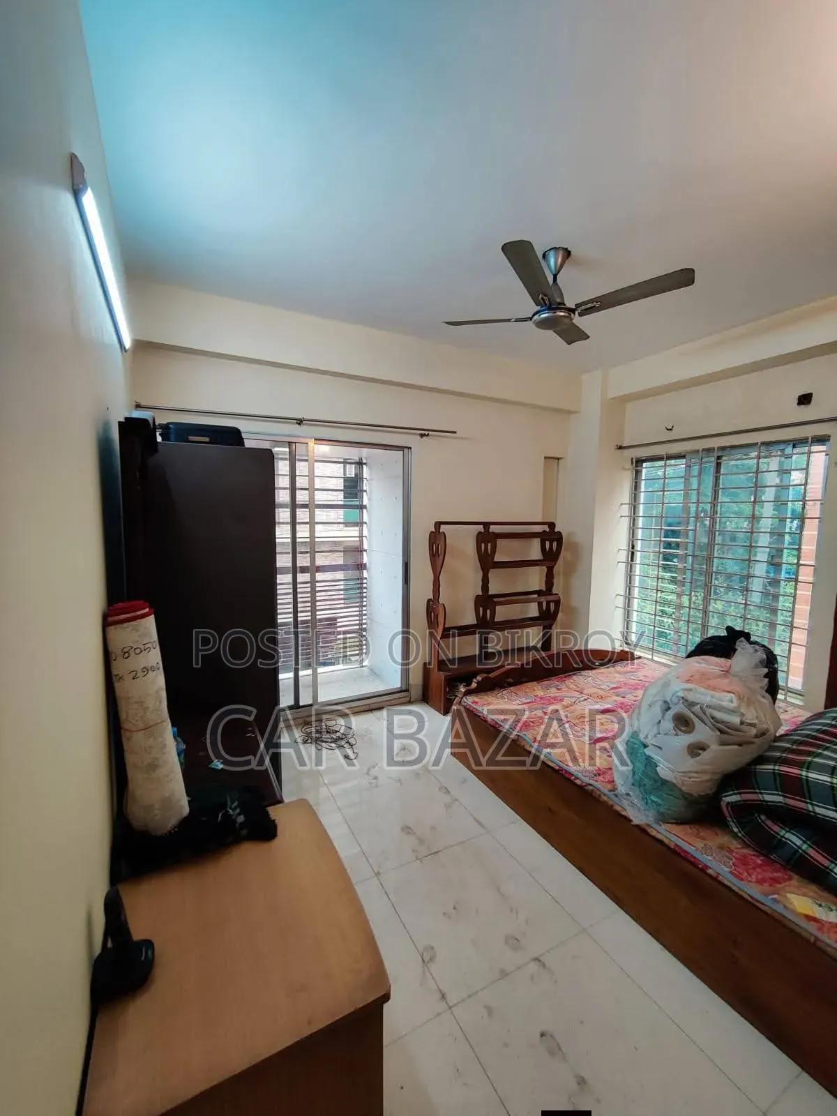 4 Bedroom Apartment in Luxury Building, Khulshi for sale in Khulshi