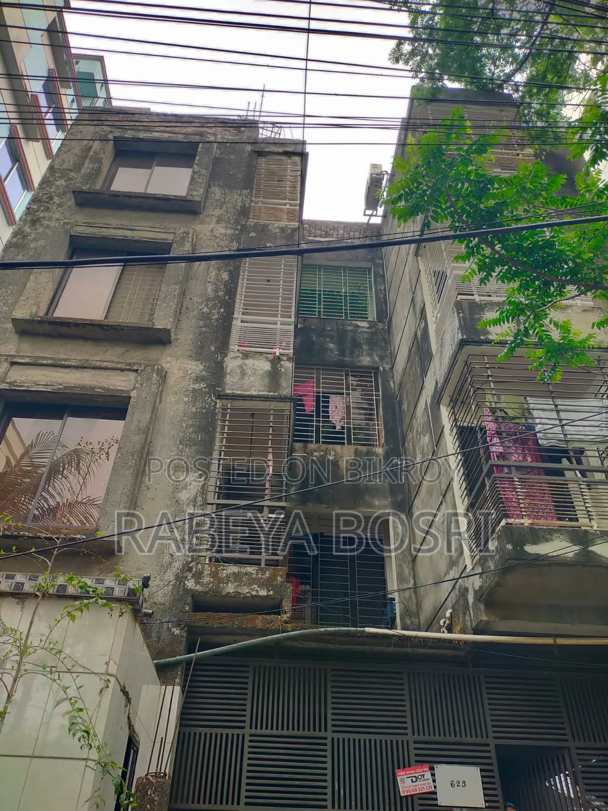 Furnished 3-Bedroom House in Bashundhara City for Sale in Bashundhara City