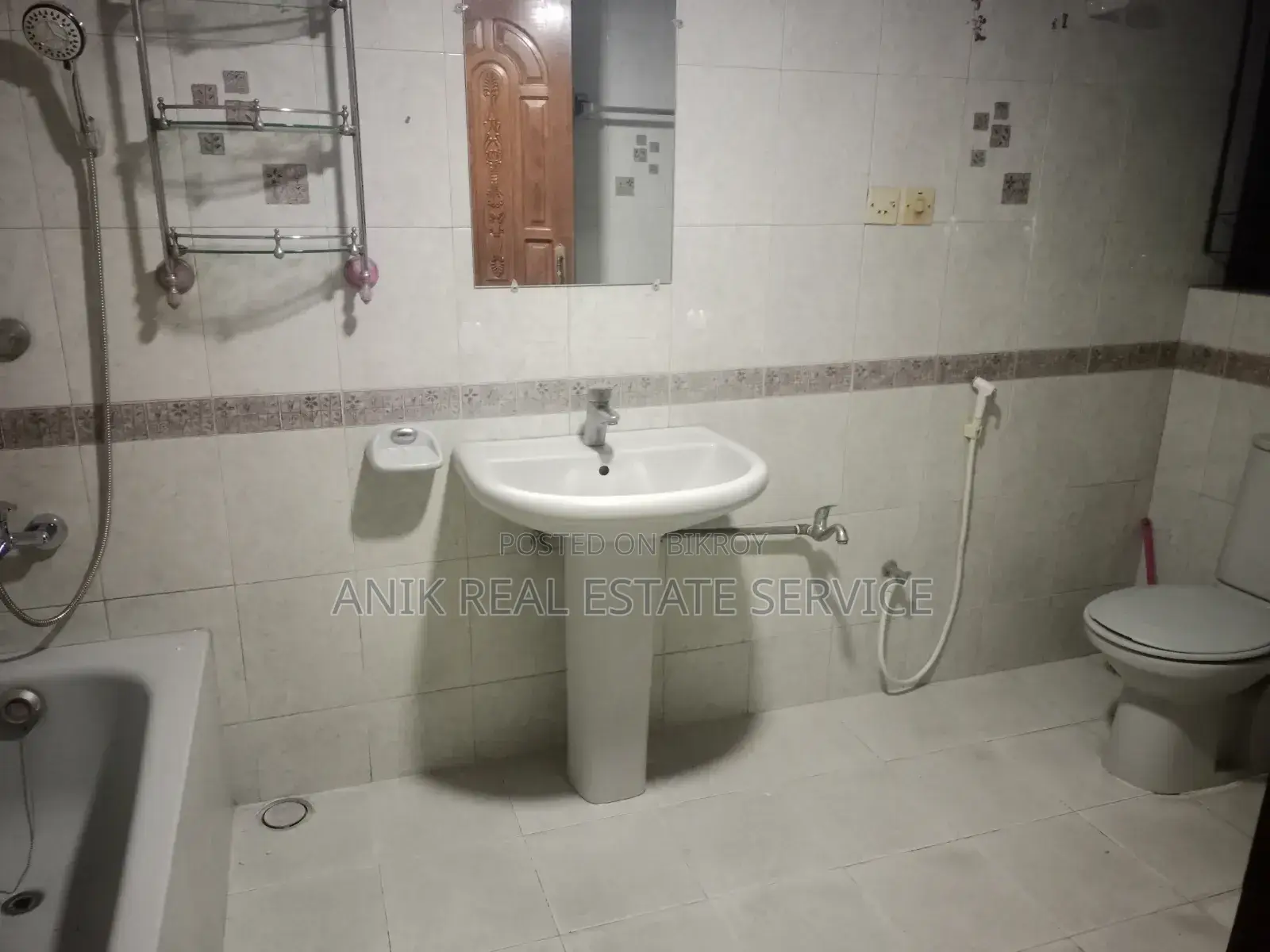 3 Bedroom Apartment in Anik Real Estate, Gulshan for rent in Gulshan
