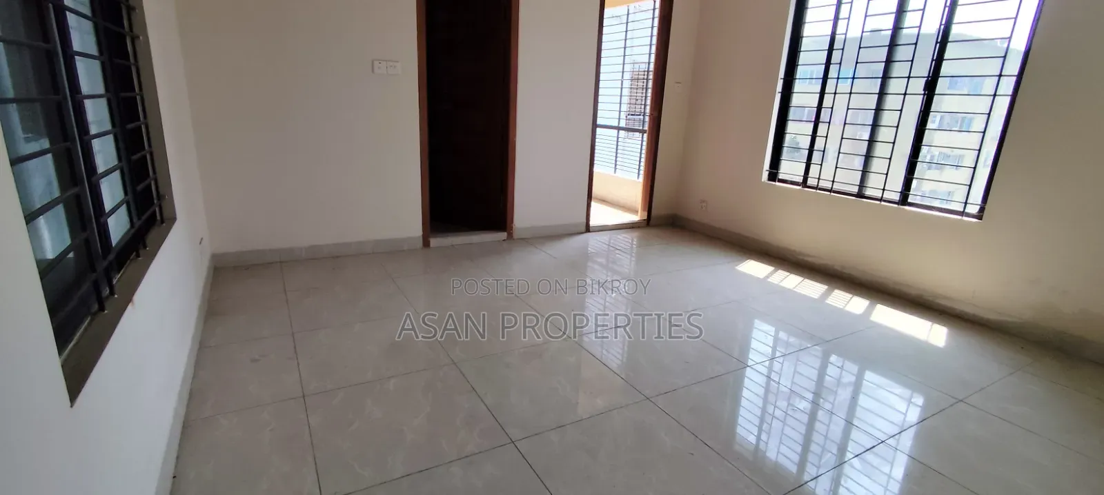3 Bedroom Apartment in Lake Circus Road, Panthapath for sale in Panthapath