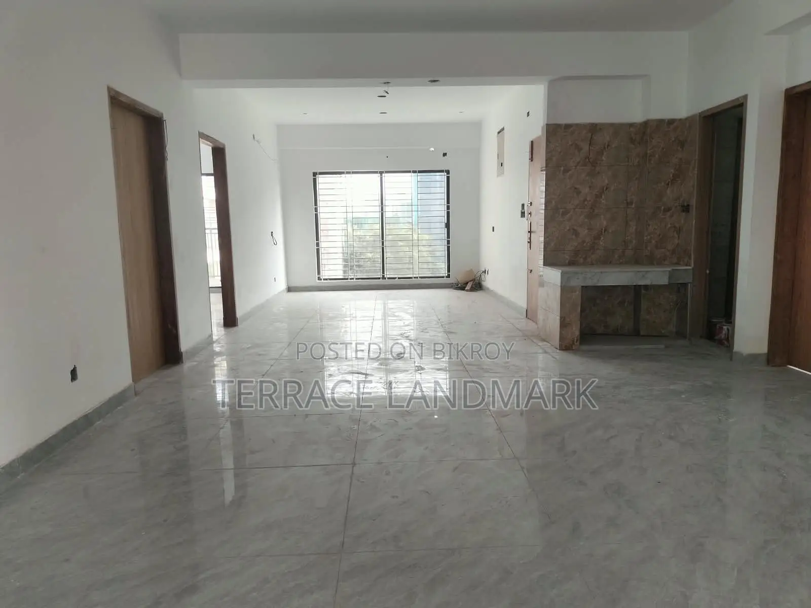 5 Bedroom Apartment in Basundhara for sale in Basundhara