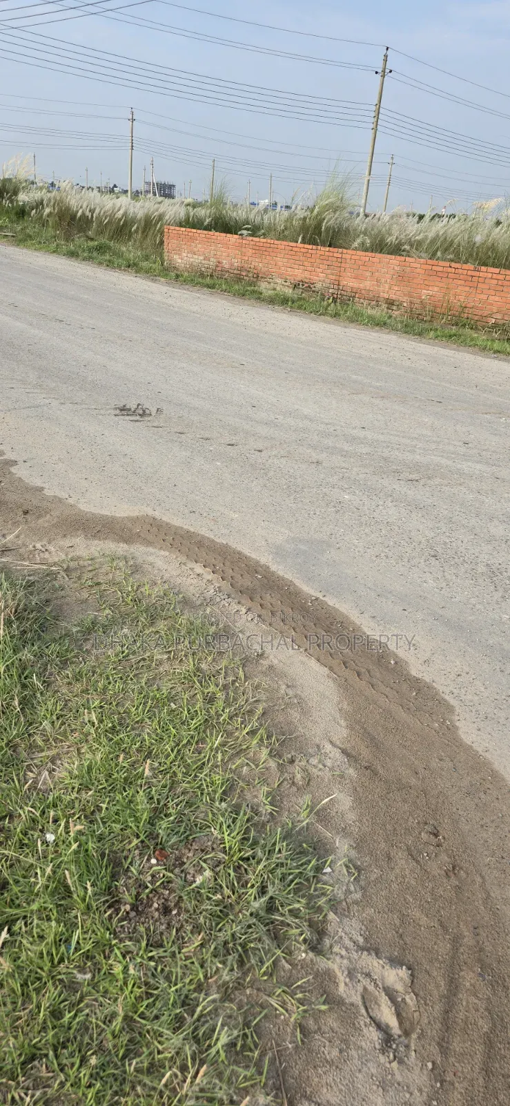 Purbachal Sector -8 Expats Category 100-foot Wide Road South Facing Corner Plot in Purbachal